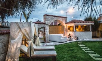 Begonvil Otel Alacati - Housity