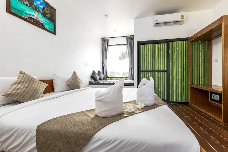Deluxe Room (New Building)