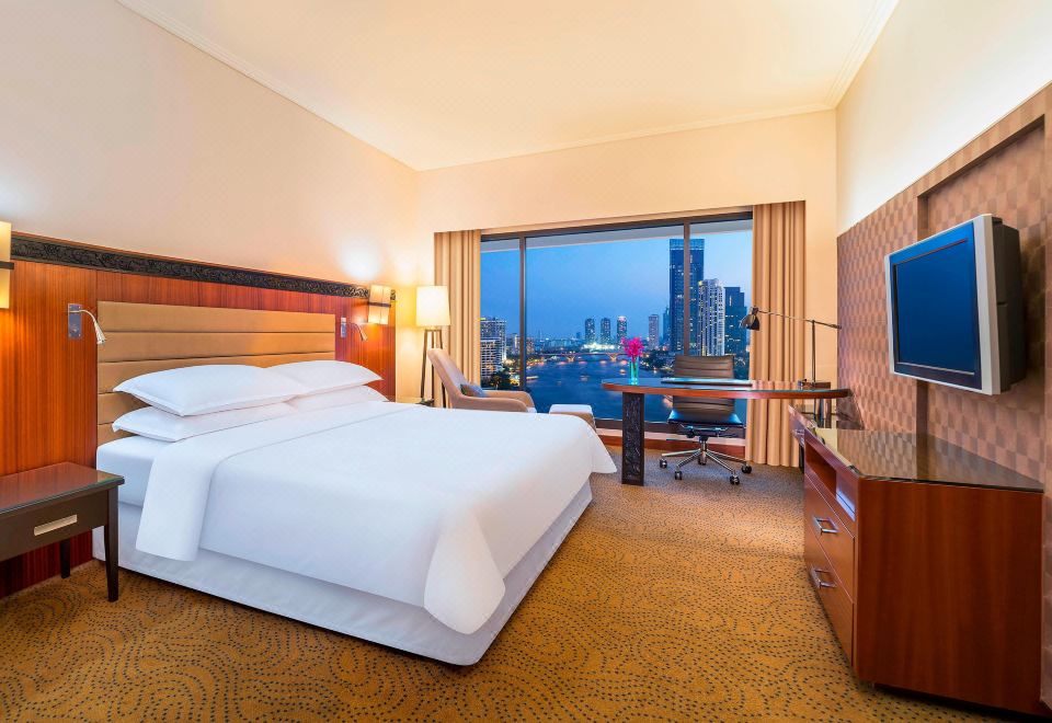 Royal Orchid Sheraton Hotel & TowersPremium Deluxe King Room With River View