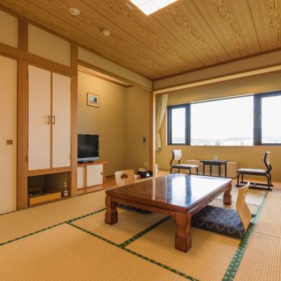 Safe For Small Children ★ Japanese-Style Room 10 Tatami Mats[Japanese Room][Non-Smoking][Mountain View]