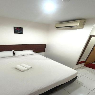 Bilik Double Standard Kupon OYO 575 Hotel DNS