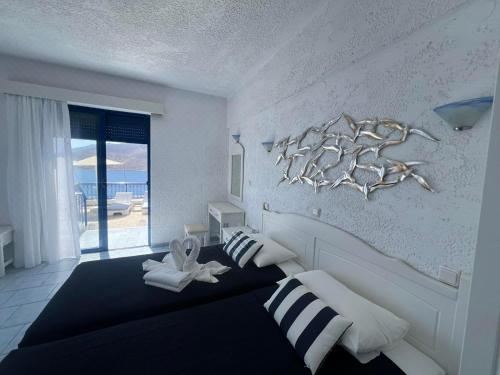 带阳台的双床房