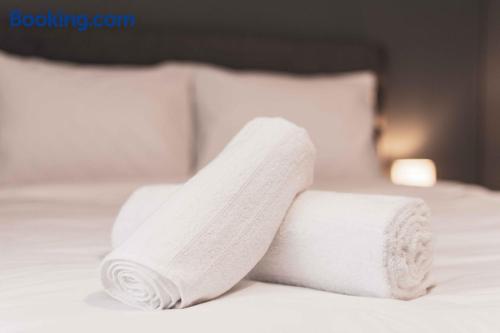 豪华大床一室房