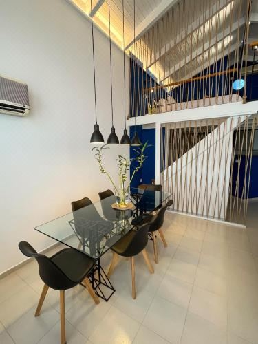 The Loft Project Center City F One-Bedroom Apartment