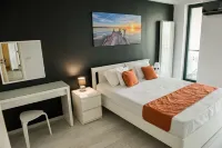 Diamond View Apartments