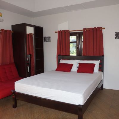 Romantic Pool Villa, 4 Bedrooms, River View Rayong Rental Villas Promo Code