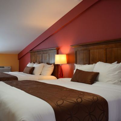 Deluxe Suite 2 King Beds Kitchenette No Pets Dew Drop Inn Promo Code