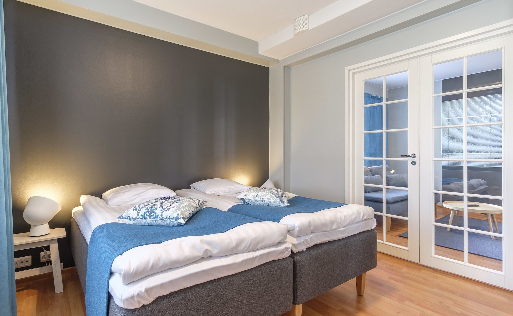 2卧公寓（副楼，带桑拿、壁炉）