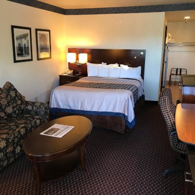 Family Room Oakridge Inn Promo Code