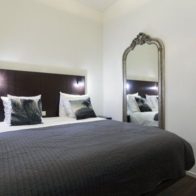 Double Room, 1 Double Bed, Private Bathroom (Small) Quentin Amsterdam Hotel Promo Code