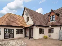 The Hoose at the Vu Hotels in Bathgate