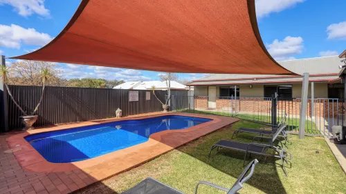 The Saltbush Motor Inn