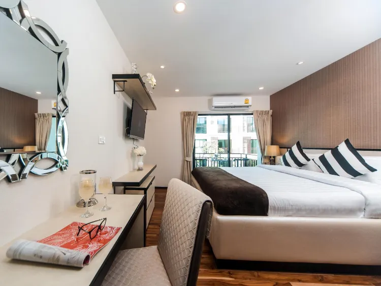 ห้องซูพีเรียร์ วิวสระน้ำ