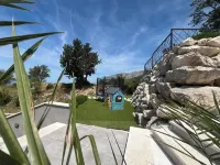 Villa GreyStone-House Podgora Charming with privat heated pool and romantic view Hotels in Podgora