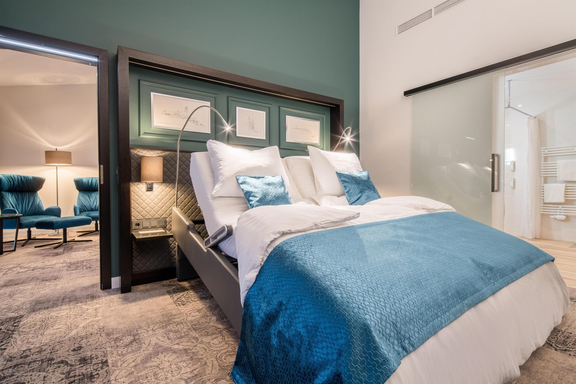 特大床套房配梳化床