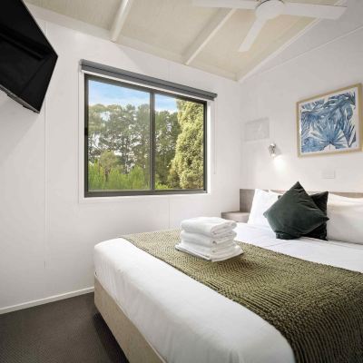 Pine Villa-2Br Daylesford Holiday Park Promo Code