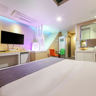 General Room (Netflix View Available) (High-Quality Micro Antibacterial Bedding) Wanju Geogi Self Check-in Motel 1 쿠폰