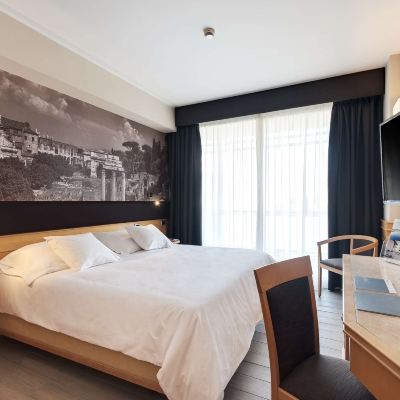 Family Room Occidental Aran Park Promo Code