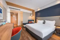 Holiday Inn Express DONGYANG HENGDIAN by IHG