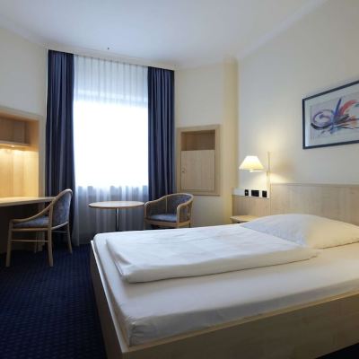 TWIN Business Plus Room with separate beds