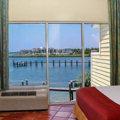 Suite with Water View Jupiter Waterfront Inn Promo Code