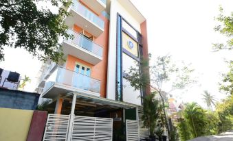 Gemars Comforts - Housity