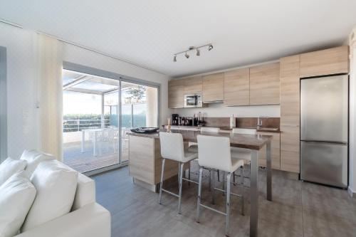 带海景的两卧室公寓-底楼