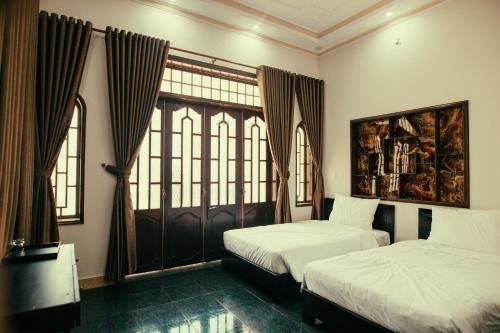 House of LY Deluxe Double Room with Balcony