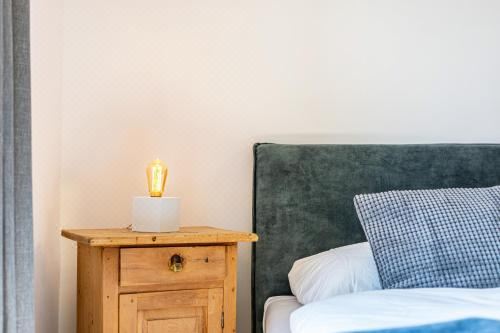 高级一卧室带阳台公寓