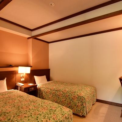 ファミリールーム(バルコニー付) 森のリゾート　ホテルシェーネスハイム金山 クーポン