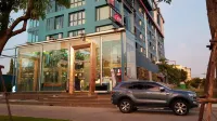 BlueTel Re'sidencE Bangkok IMPACT-1 Time Drop-Off Service to IMPACT OR MRT (MTO2)