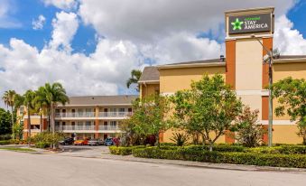 Extended Stay America Suites - Fort Lauderdale - Cypress Creek - Andrews Ave