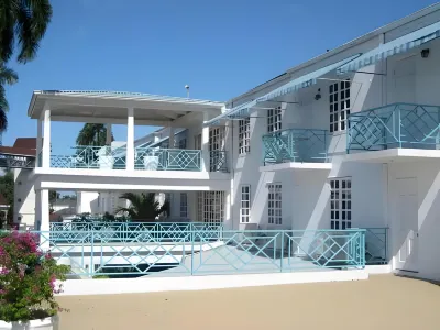 Deja Resort All Inclusive Hôtels à : 