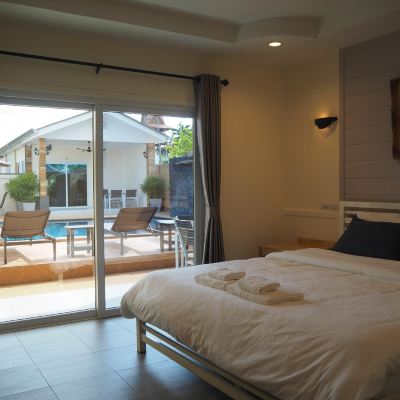 Superior Poolside Room with Balcony