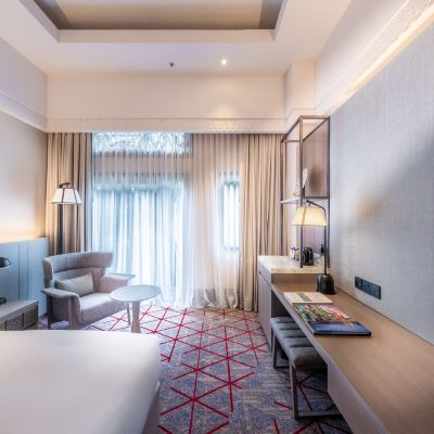 Deluxe King Room Kupon Double Tree by Hilton Putrajaya Lakeside