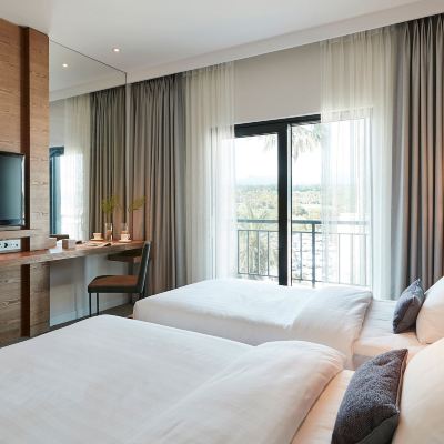 디럭스 트윈룸 (수영장, 입장권) 더 스위트 호텔 제주 쿠폰