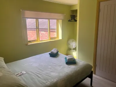 Tumbledown Hotel Hotels in 