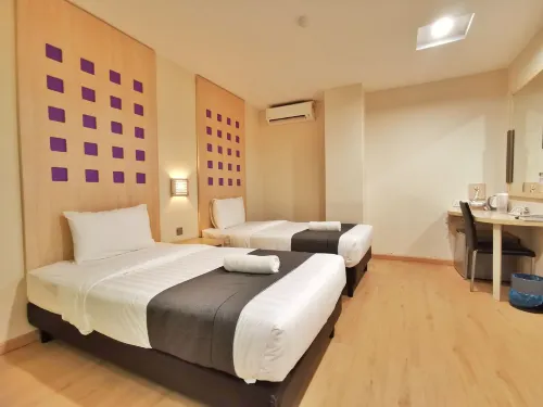 Hotel 98