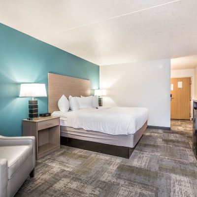 King Room-Non-Smoking EverSpring Inn & Suites Marshall Promo Code
