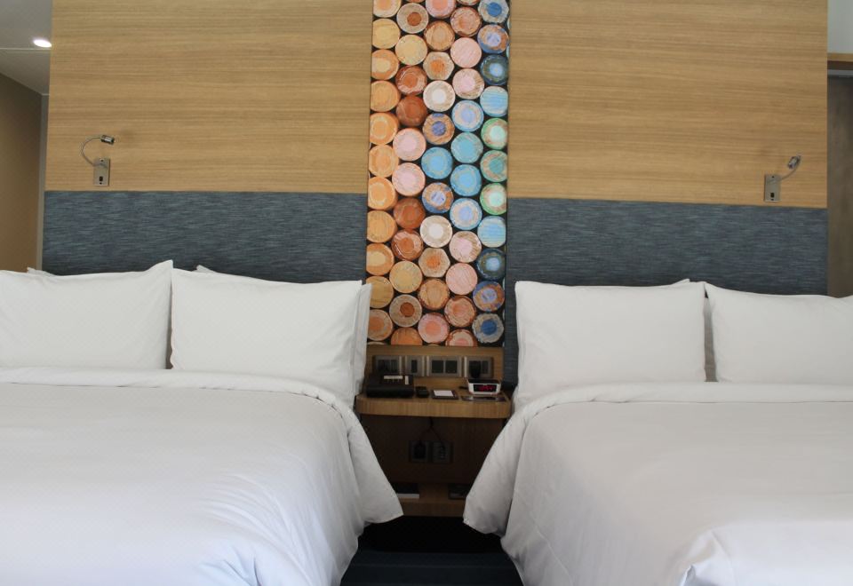 Aloft New Delhi AerocityAloft Twin Room Non smoking