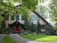 Deer Mountain Inn