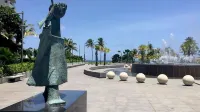 Paradis - Luxurious Apartment with Ocean View and Balcony.