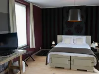 B&B 스헬데칸트 오우데나르데 호텔