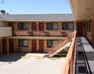 Esquire Inn
