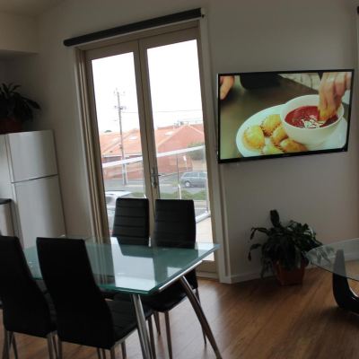 Executive One-Bedroom Apartment Mckillop Geelong by Gold Star Stays Promo Code