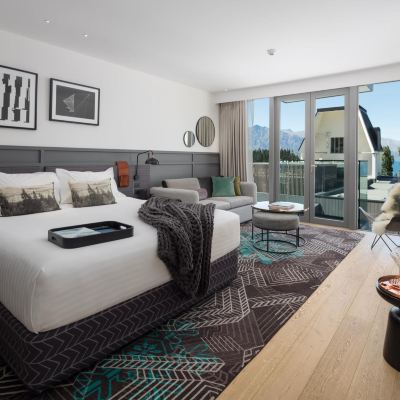 特大床房 皇后鎮QT飯店優惠