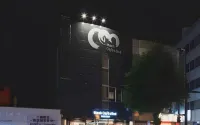 Mash Cafe & Bed Nagano Hotels in 