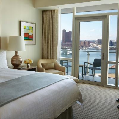 King Room with Balcony and Harbour View Four Seasons Baltimore Promo Code