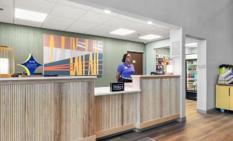 Auburn Place Hotel & Suites Paducah - Housity