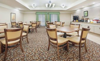 La Quinta Inn & Suites by Wyndham Port Lavaca